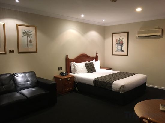 Фото Best Western Ambassador Motor Inn & Apartments