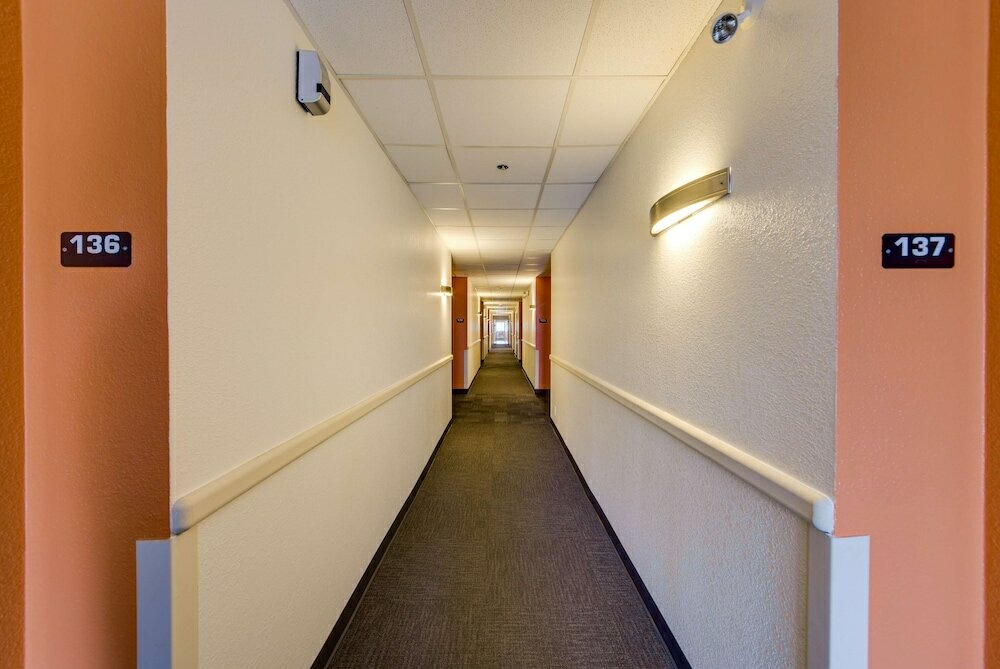 Фото Motel 6 - Toronto - Brampton