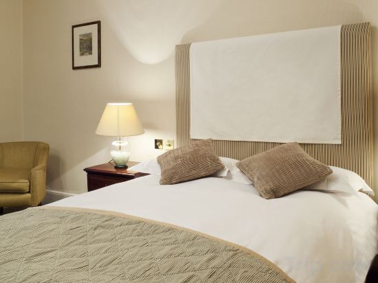 Фото Mercure Salisbury White Hart Hotel