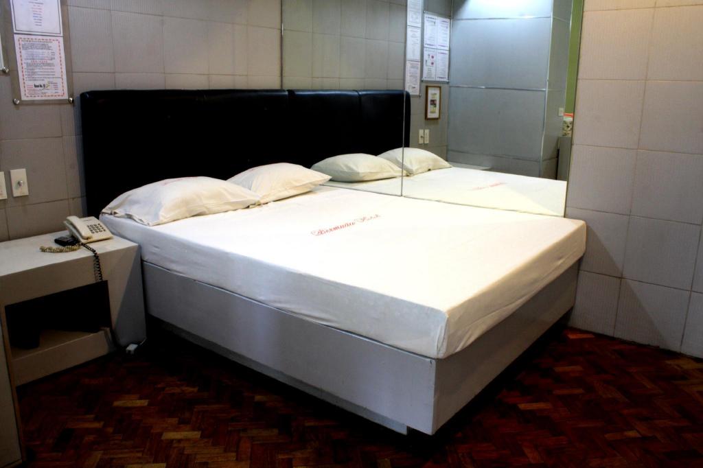 Фото Bermuda Hotel and Restaurant