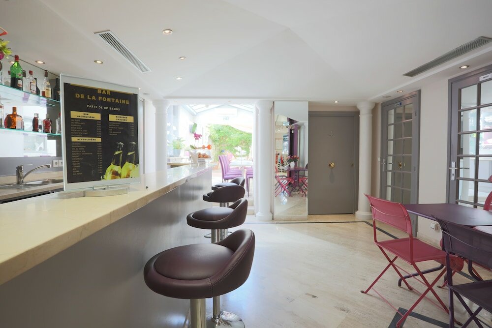 Фото Hotel de la Fontaine