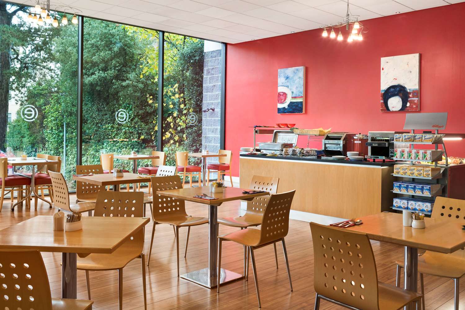 Фото Holiday Inn Bournemouth, an Ihg Hotel