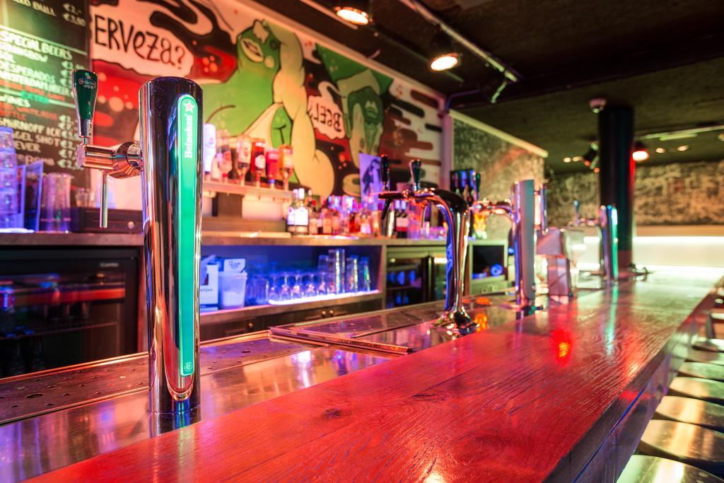 Фото Hans Brinker