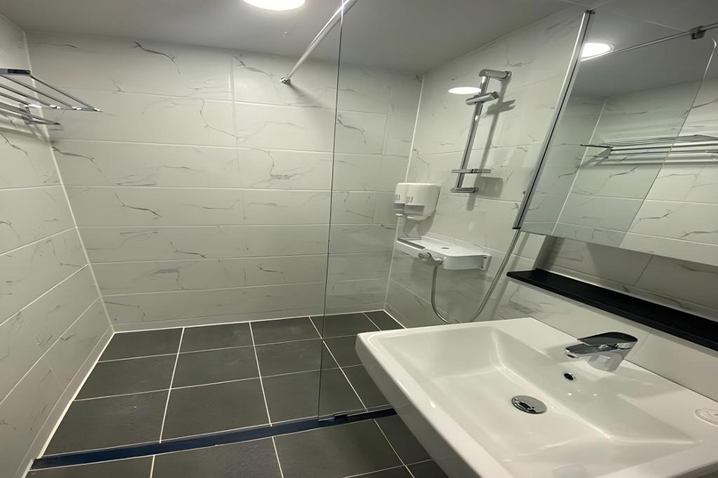 Фото Miami Jeongseon Hotel