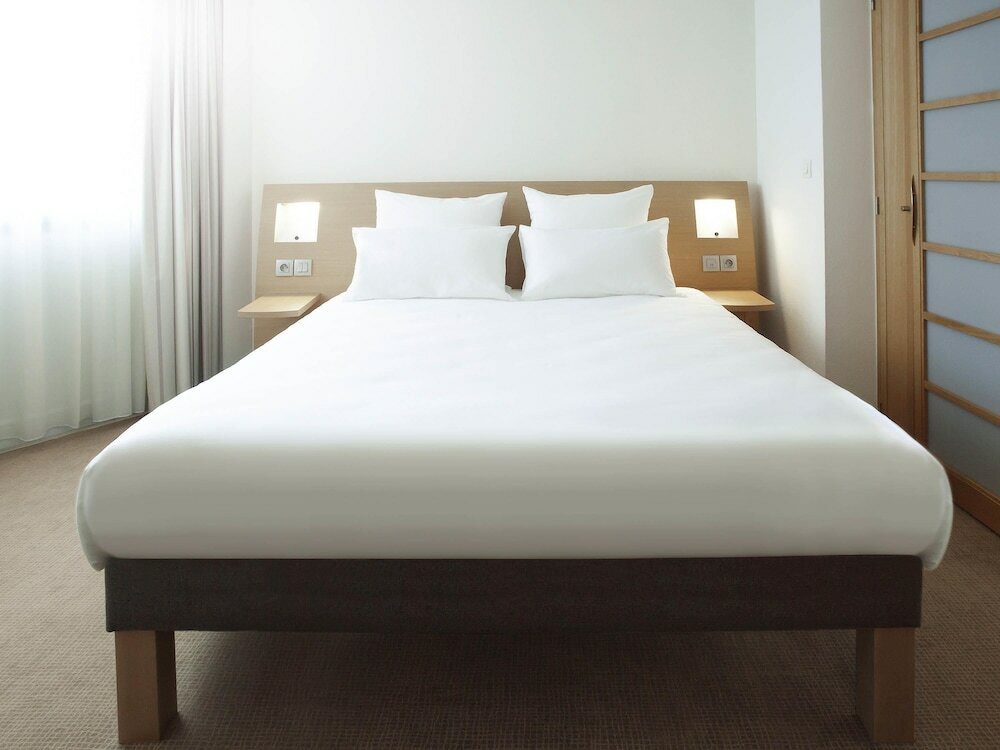 Фото Novotel Wolverhampton