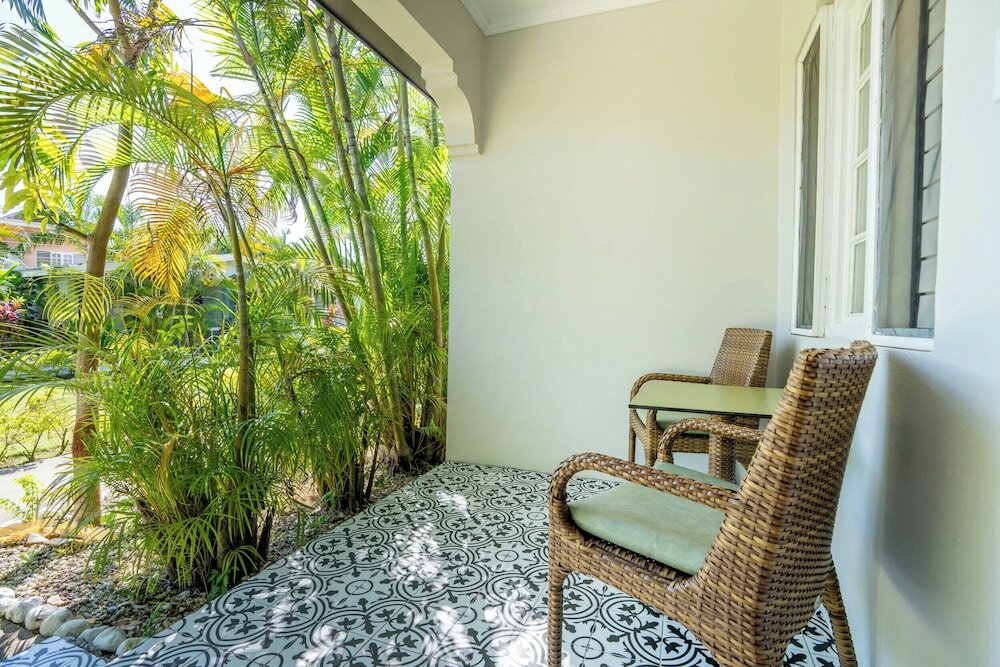 Фото Travellers Beach Resort