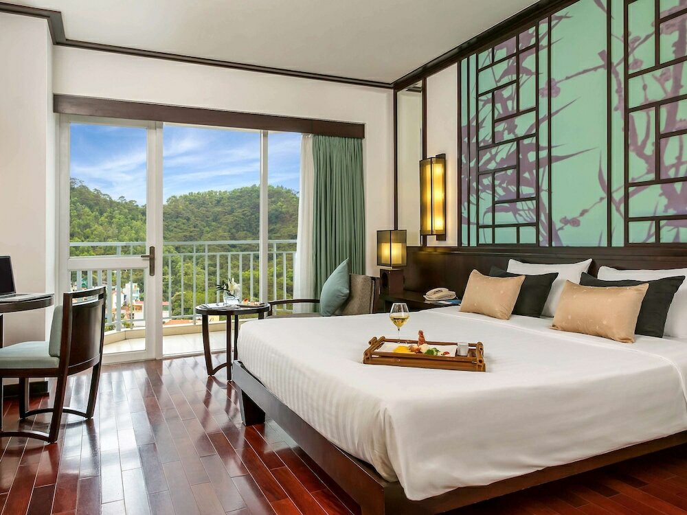 Фото Novotel Halong Bay