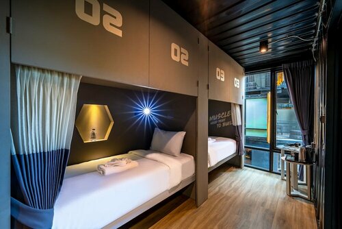 Гостиница Hivetel в Чалонге