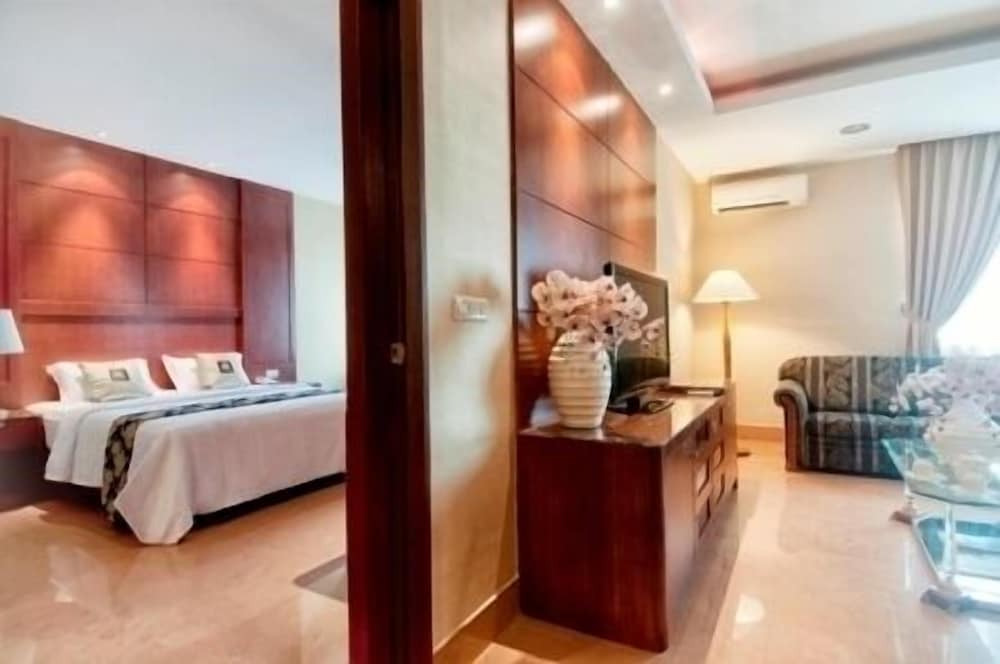 Фото Grand Sakura Hotel