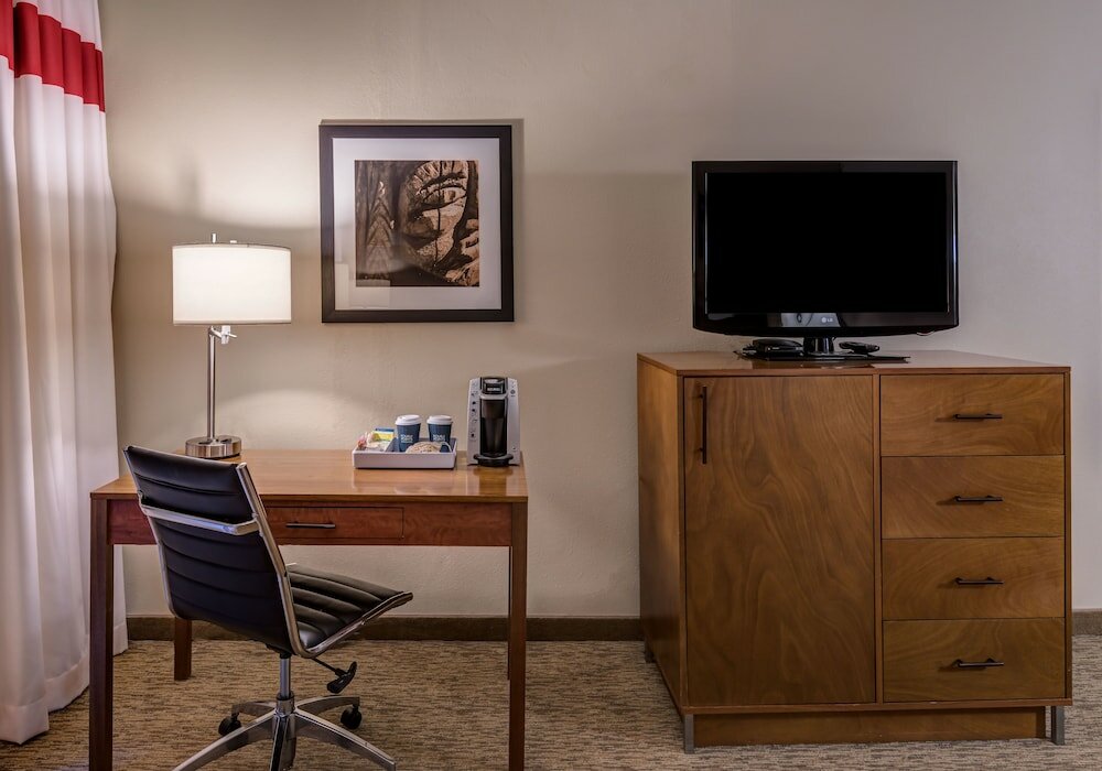 Фото Four Points by Sheraton Juneau