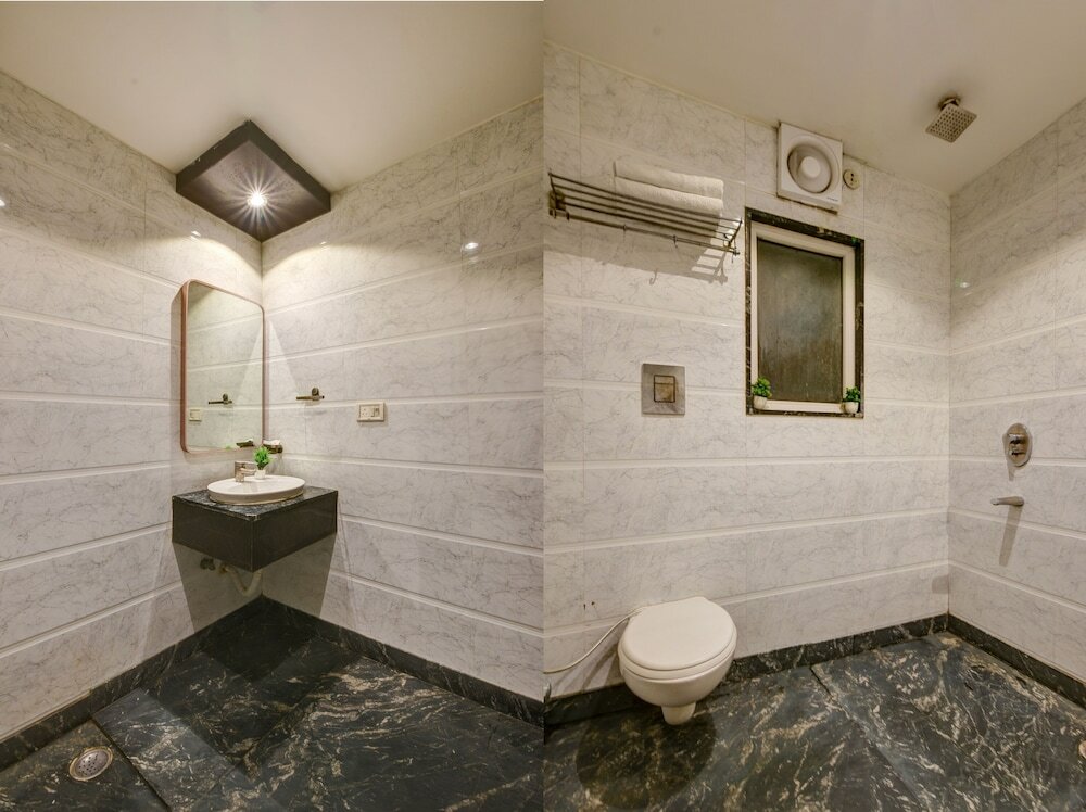 Фото Hotel Krishna Deluxe