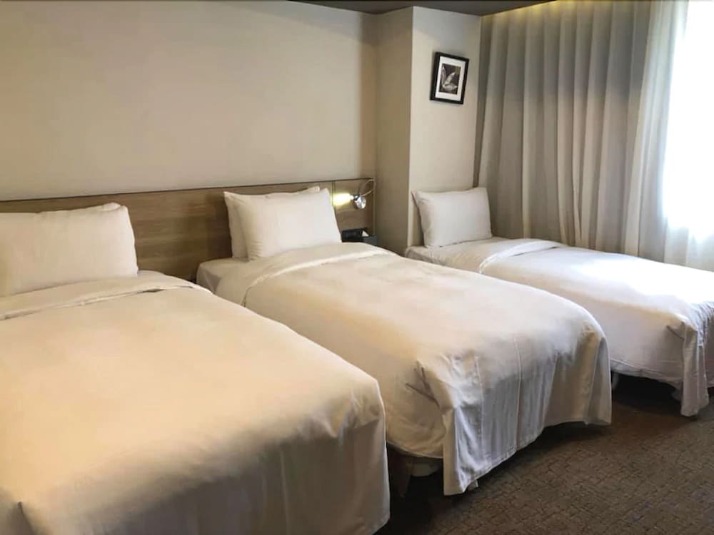 Фото Simple Plus Hotel