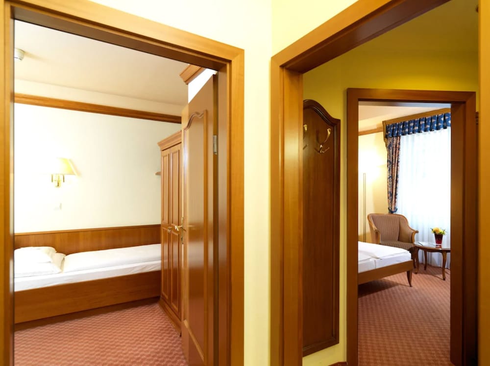 Фото Hotel City Central