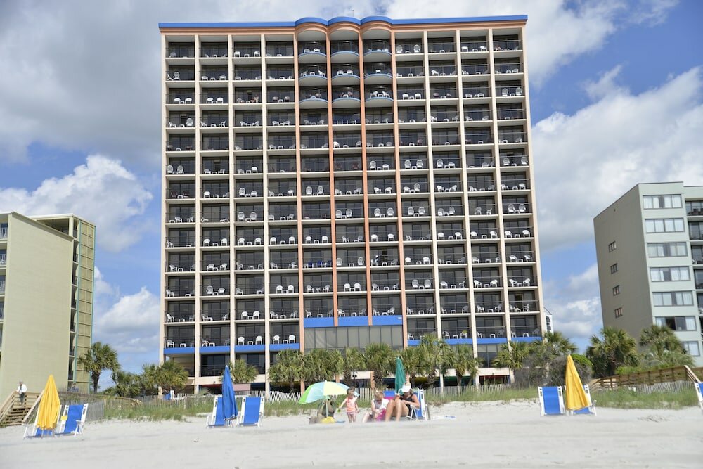 Фото Monterey Bay Suites