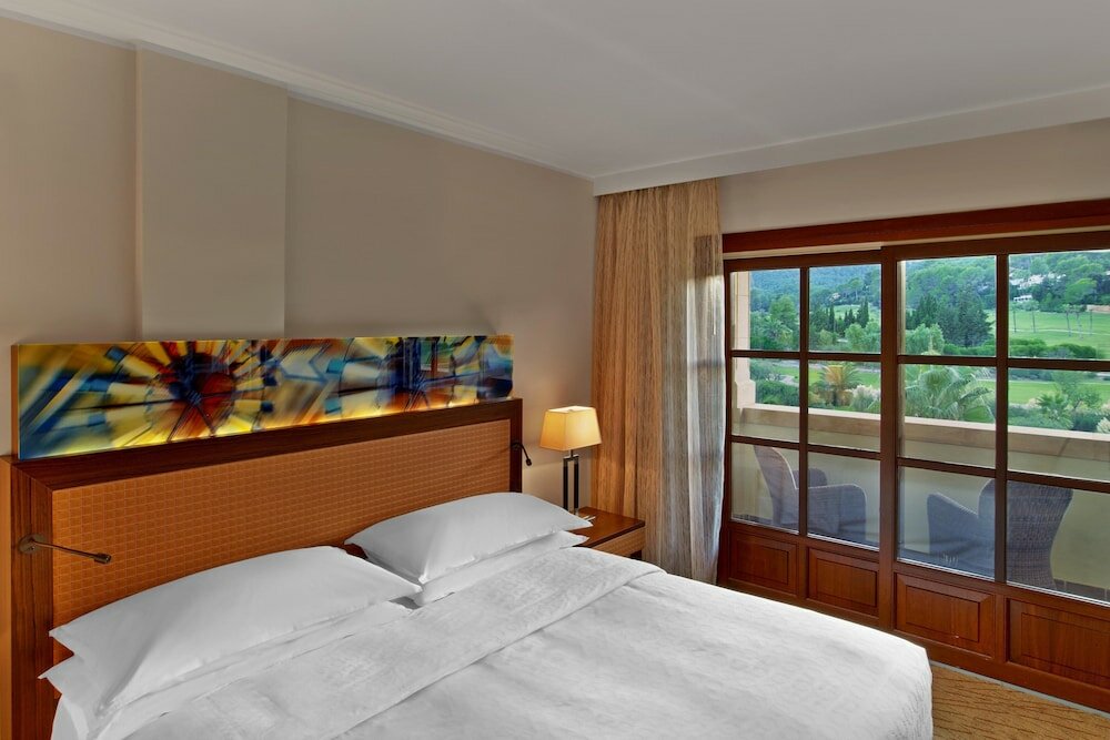 Фото Sheraton Mallorca Arabella Golf Hotel