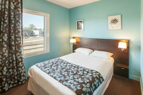Гостиница Logis Hôtel Alienor в Лангоне