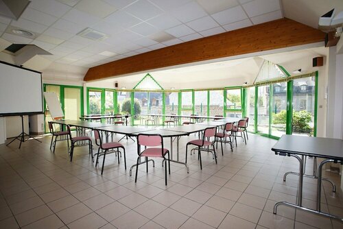 Гостиница Hotel le Lion d'or в Сен-Бриё