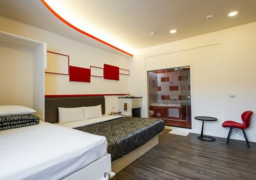 Гостиница Yuan Chyau Motel в Тайчжуне