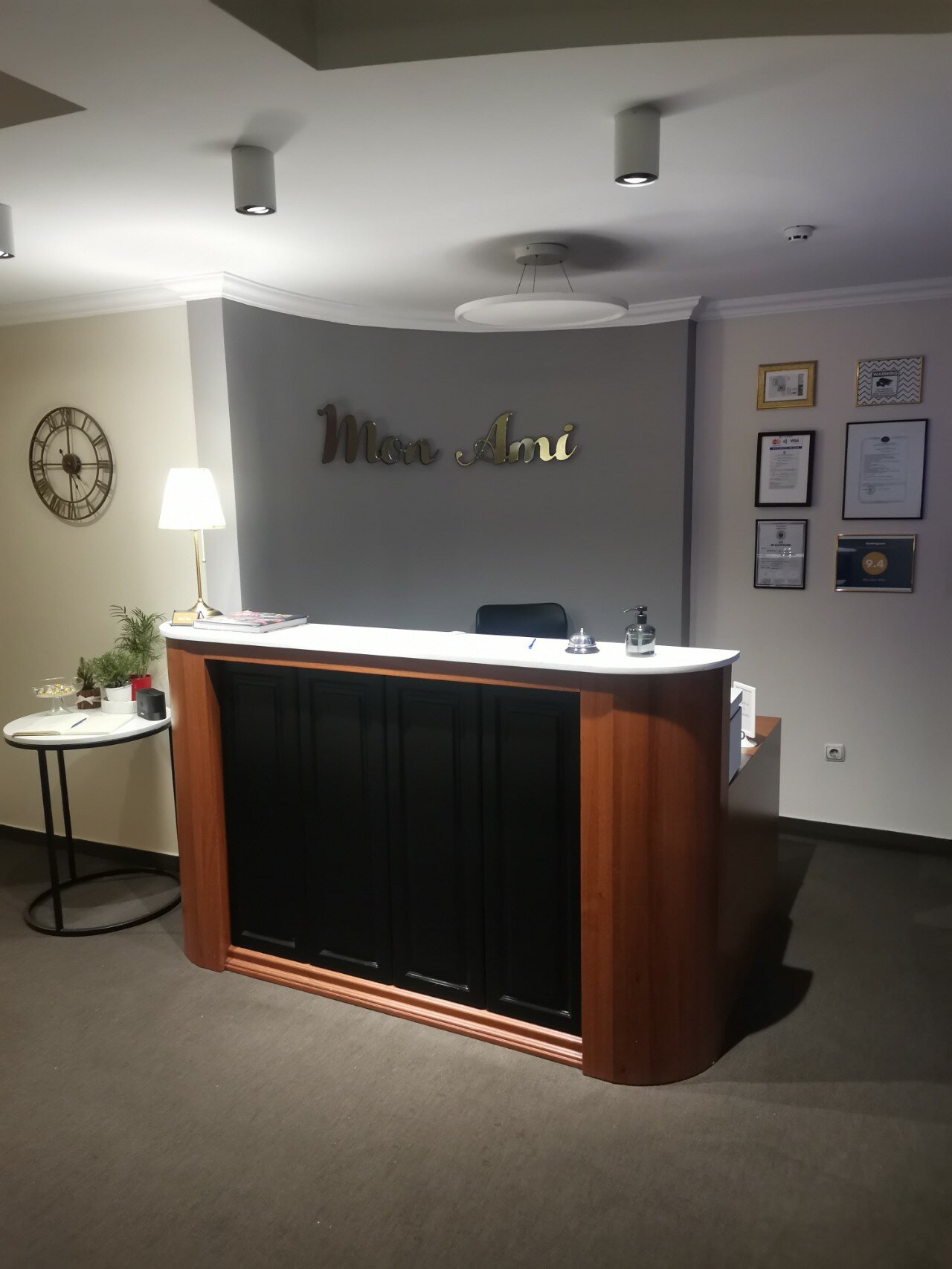 Фото Mon Ami Villa