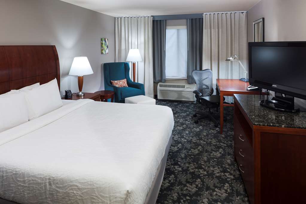 Фото Hilton Garden Inn Austin North