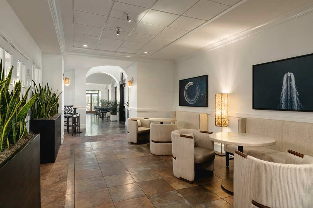 Фото Embassy Suites by Hilton Fort Lauderdale 17th Street 