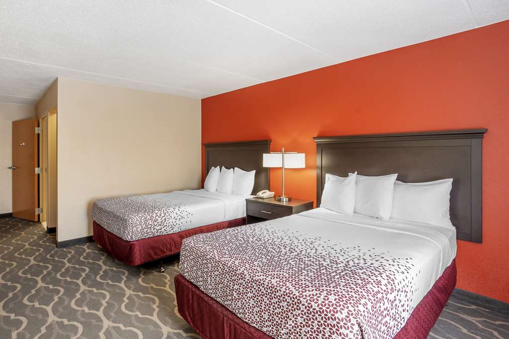 Фото Best Western Inn At Blakeslee-pocono