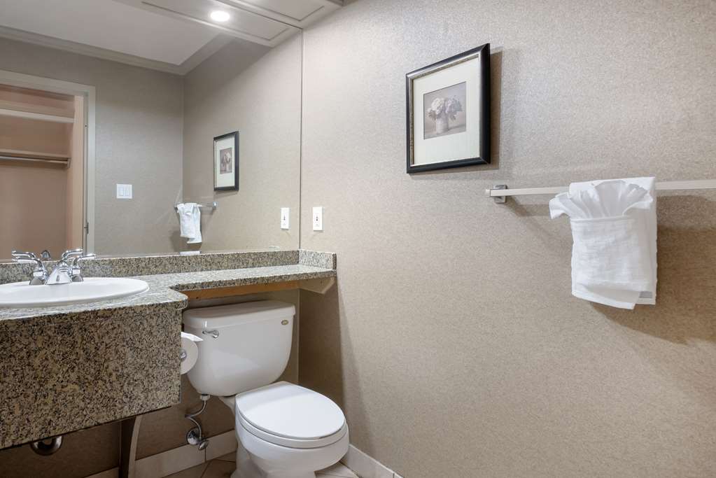 Фото Best Western Plus Port O'Call Hotel