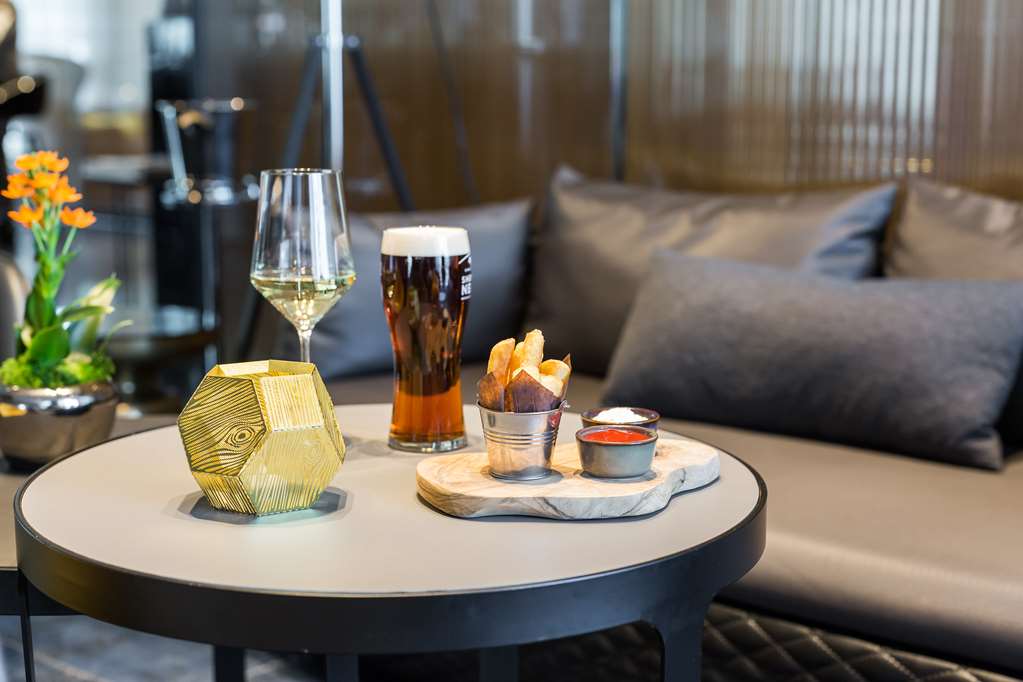 Фото Park Plaza London Park Royal