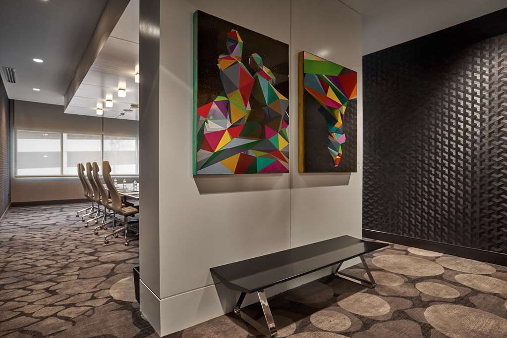 Фото Hilton Des Moines Downtown