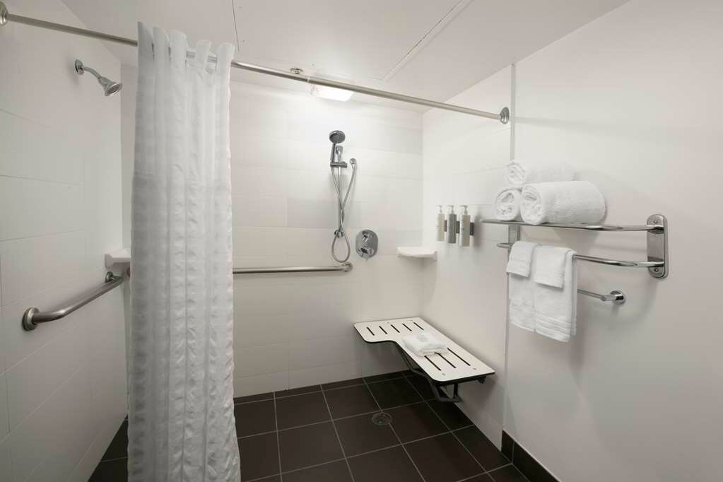 Фото Embassy Suites by Hilton Dallas Dfw Airport South