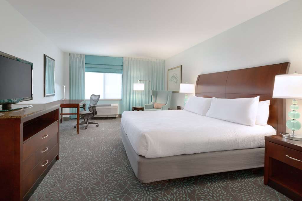 Фото Hilton Garden Inn Worcester