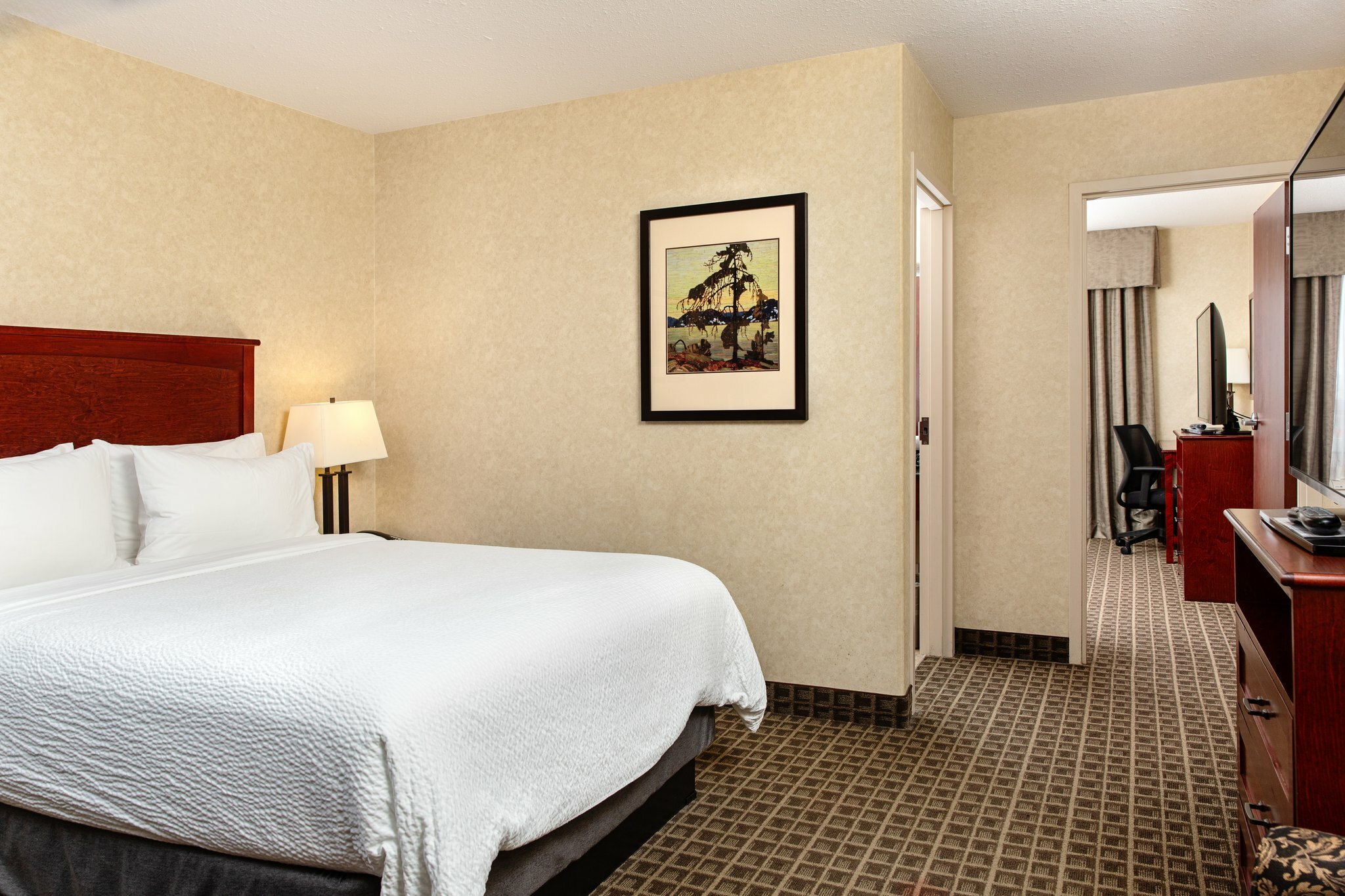 Фото Holiday Inn Express and Suites Edmonton North