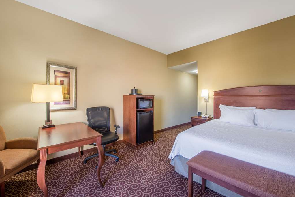 Фото Hampton Inn & Suites Oklahoma City - South