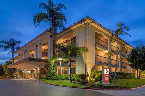 Гостиница Best Western Plus Orange County Airport North в Санта-Ане