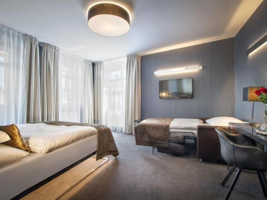 Фото Hotel Mucha