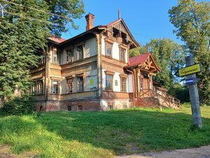 Merchants Ryabushinskiye's Dacha (Otkryty pereulok, 3), landmark, attraction