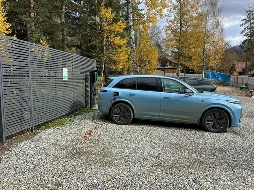 Зарядная станция «Electro.cars» — посёлок Архыз, Лесная улица, 13Д