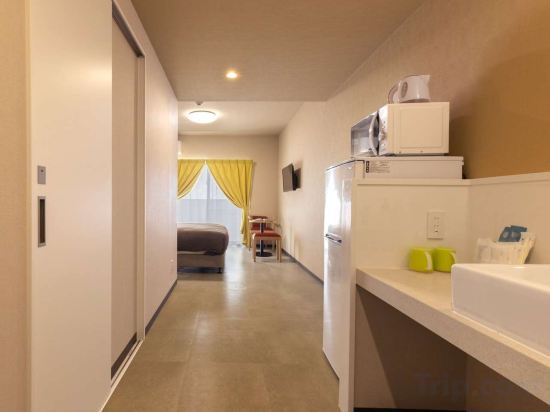 Фото Mr. Kinjo Happiness Resort 1