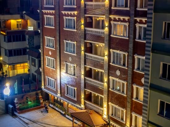 Фото отеля 1