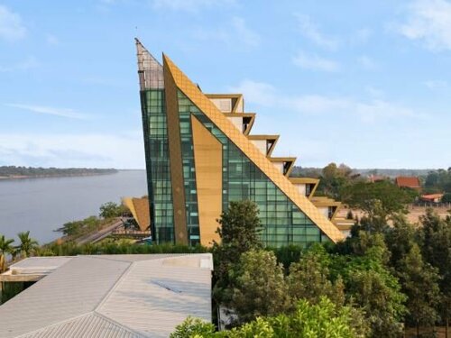 Гостиница Naka-Raj Escape Hotel в Накхонпханоме