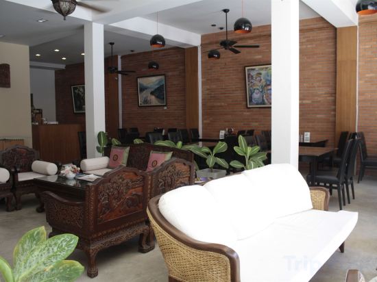 Фото RoongRuang Hotel