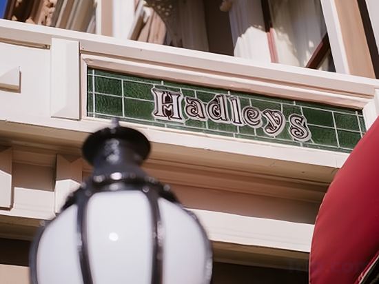 Фото Hadley's Orient Hotel