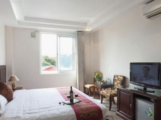 Фото Hanoi Bonsella Hotel