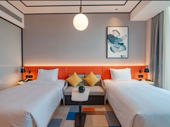 Фото Hilton Garden Inn Shenzhen Airport