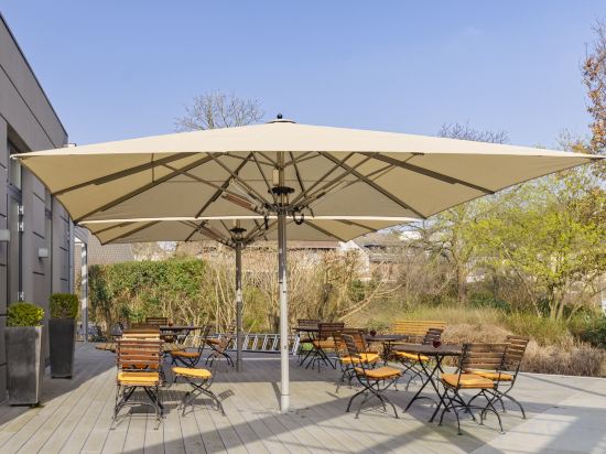 Фото Plaza Inn Köln Pulheim