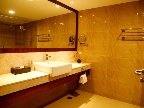 Фото The Raviz Calicut