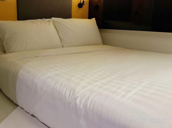 Фото Cube Family Boutique Capsule Hotel