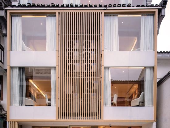 Фото Guilin Bonjour Boutique Hotel