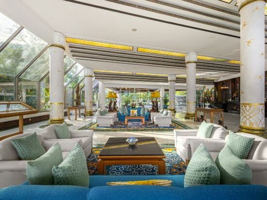 Фото Royal Wing Suites & SPA