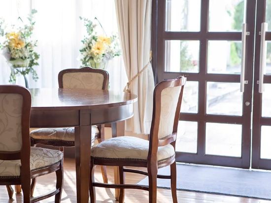 Фото Nara Royal Hotel